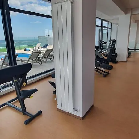 Infinity Aqua Blue Roof Pool & - Private Parking Navodari