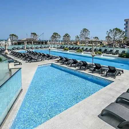 Infinity Aqua Blue Roof Pool & - Private Parking * Navodari